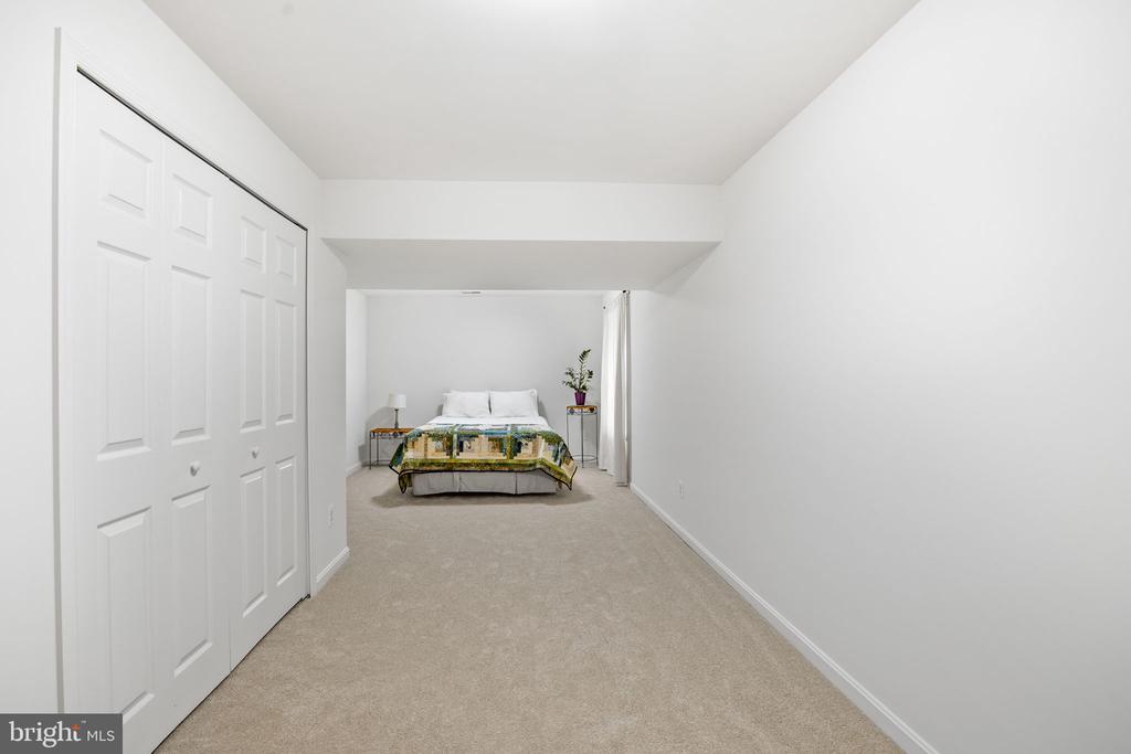 8036 HIGH OAK ROAD
