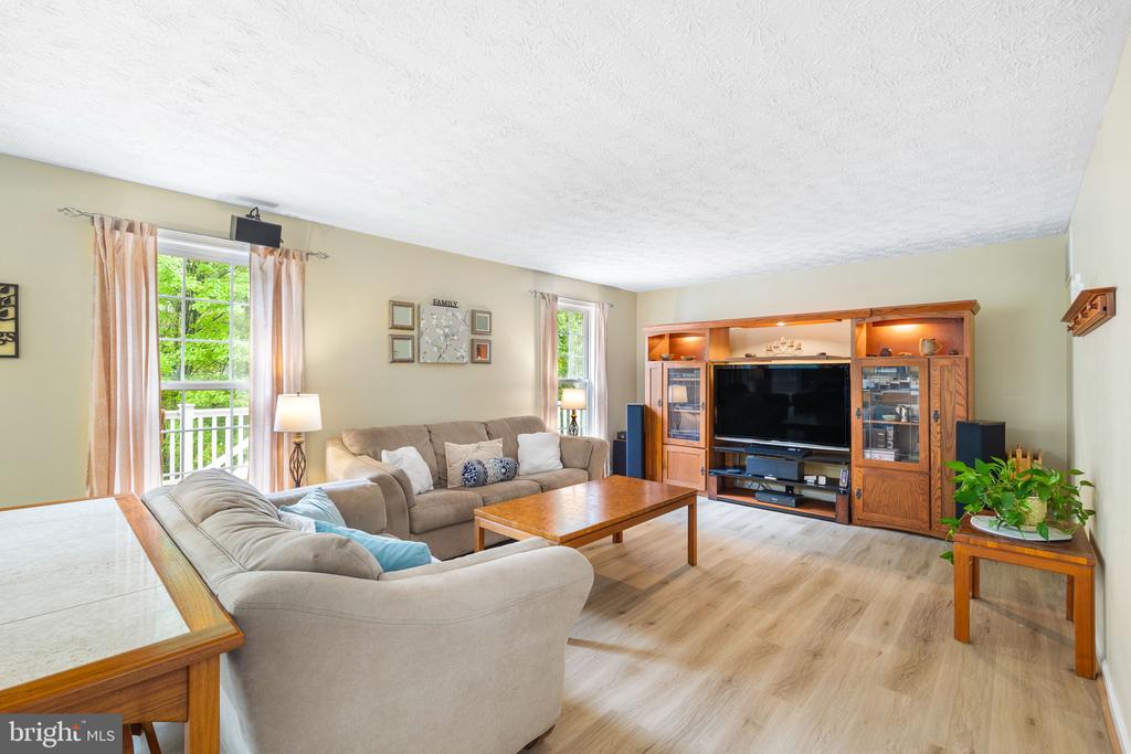 8036 HIGH OAK ROAD