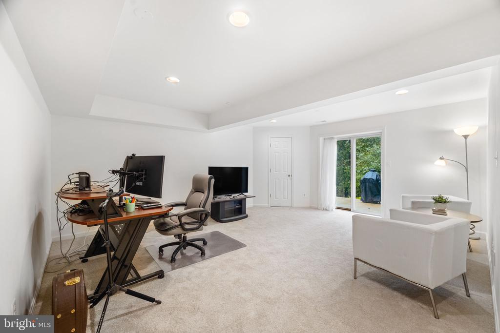 8036 HIGH OAK ROAD
