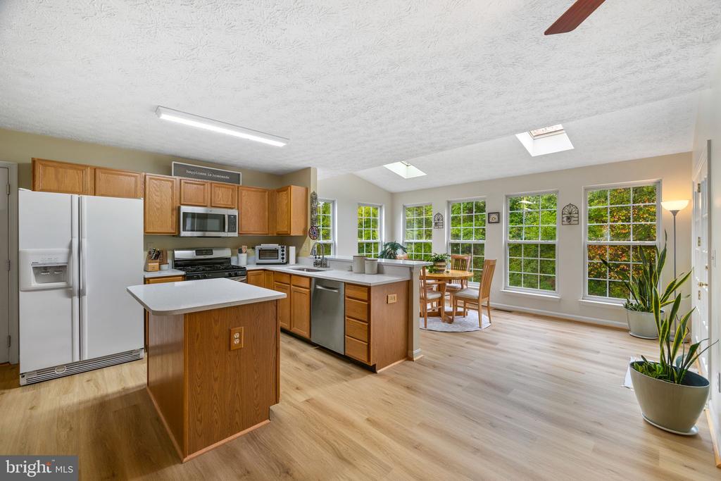 8036 HIGH OAK ROAD
