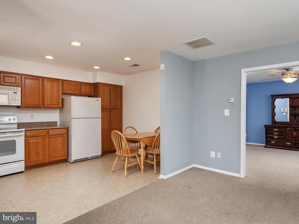 2004 ABERDEEN DRIVE