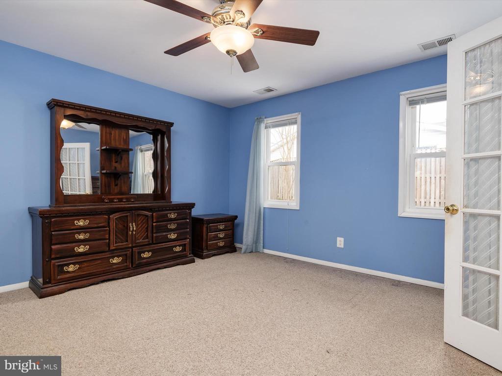 2004 ABERDEEN DRIVE