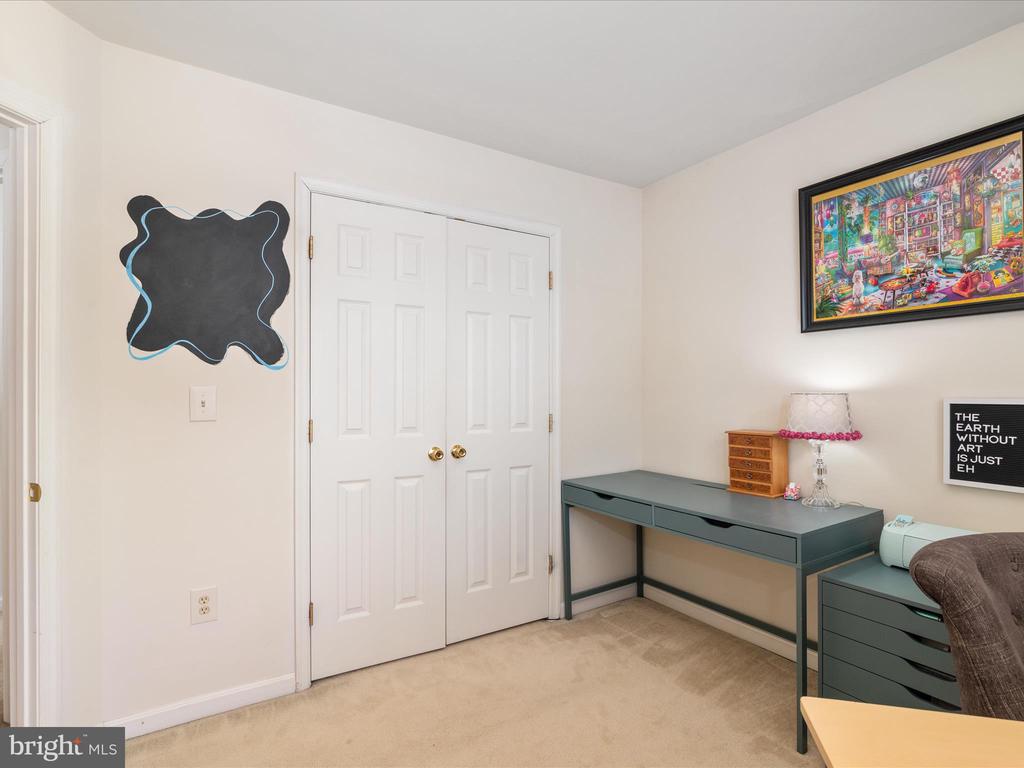 8360 GARTELMAN FARM DRIVE