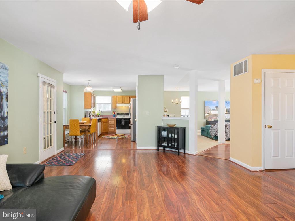 8360 GARTELMAN FARM DRIVE