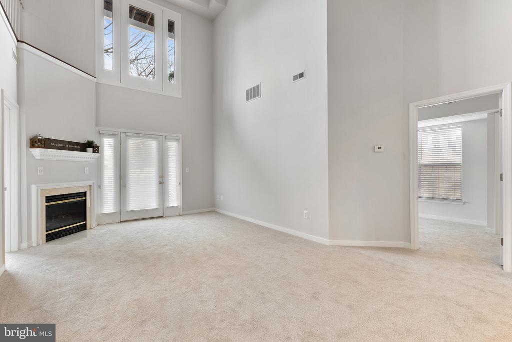 2013 WARNERS TERRACE S Unit: 140