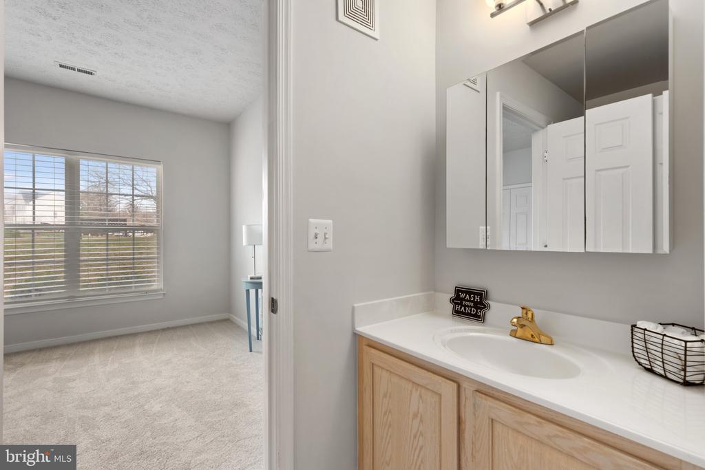 2013 WARNERS TERRACE S Unit: 140