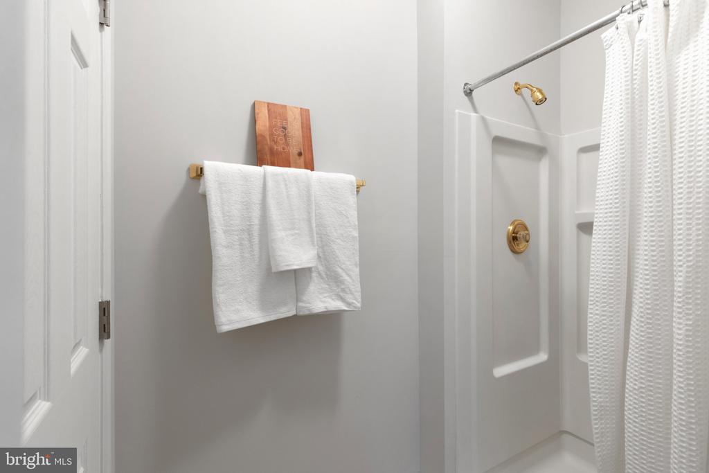 2013 WARNERS TERRACE S Unit: 140