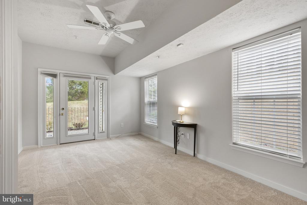 2013 WARNERS TERRACE S Unit: 140