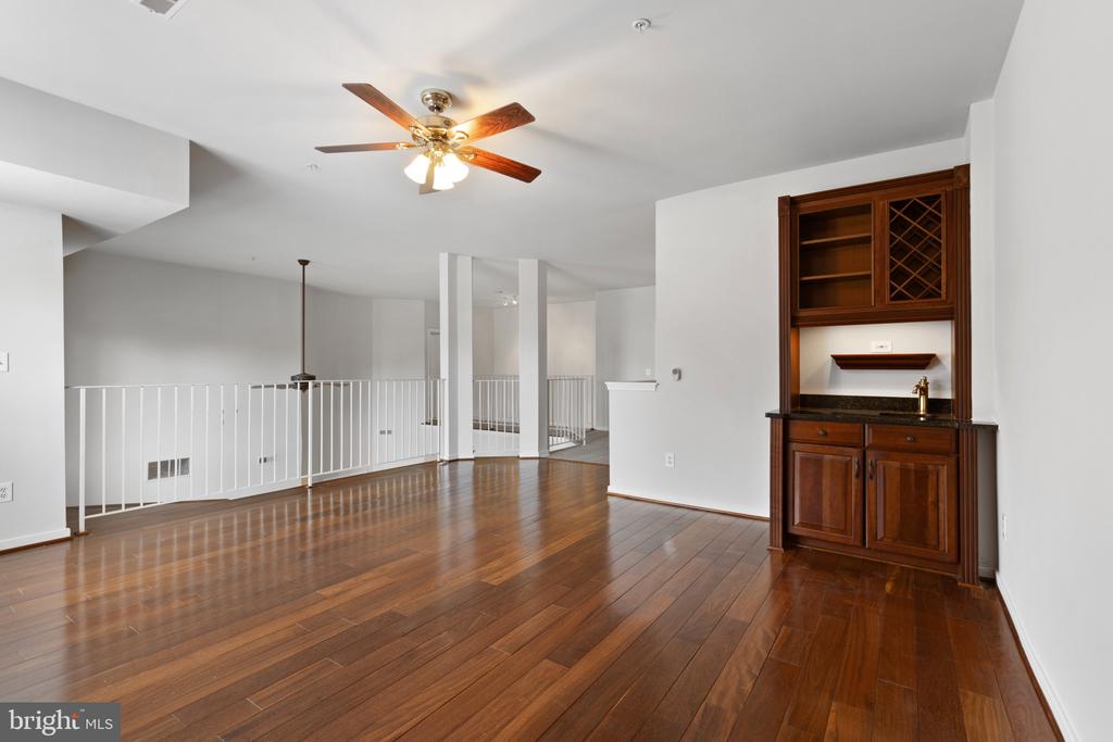 2013 WARNERS TERRACE S Unit: 140