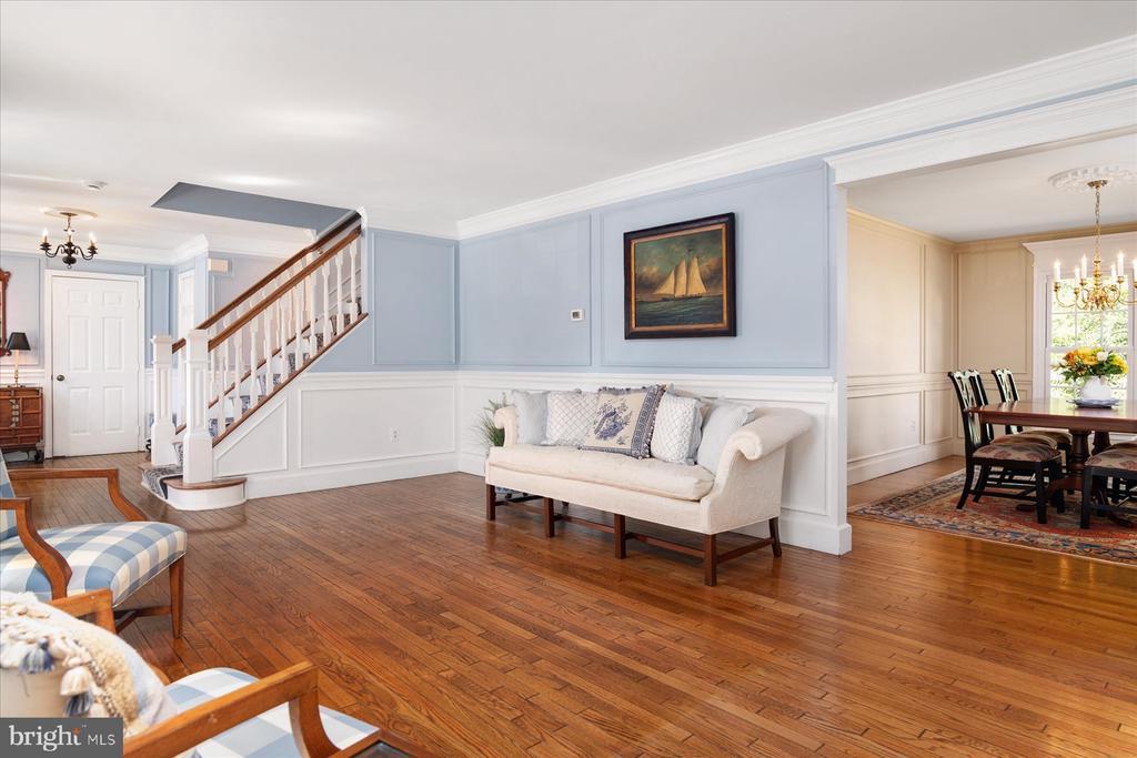 252 BAYSHIRE COURT