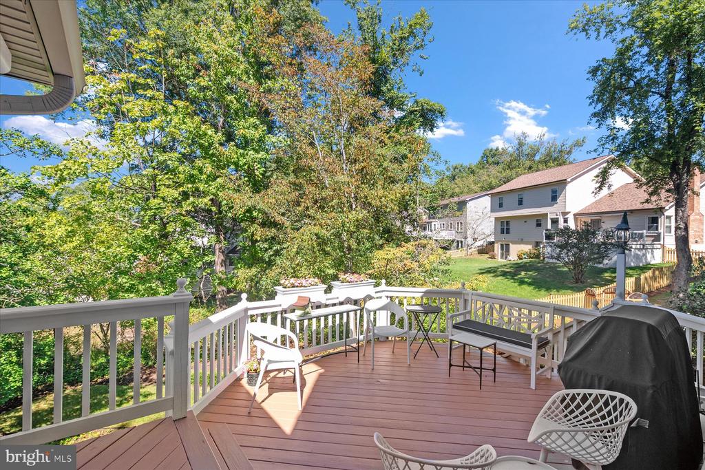 252 BAYSHIRE COURT