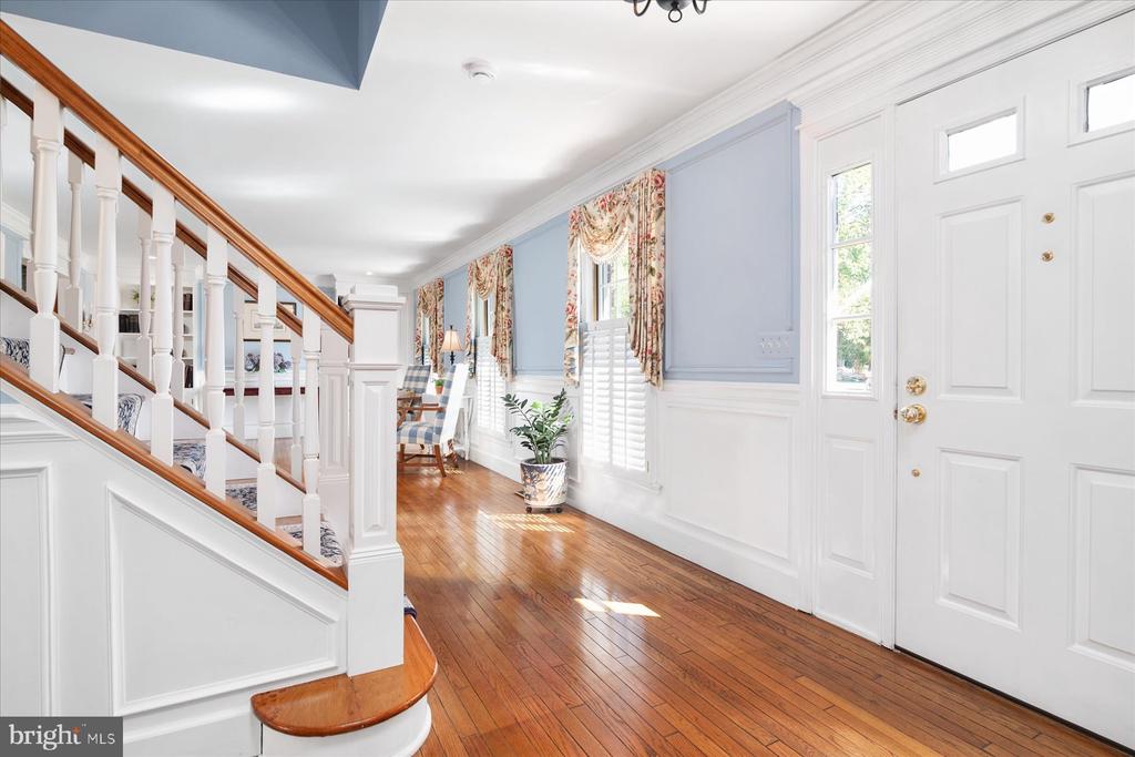 252 BAYSHIRE COURT