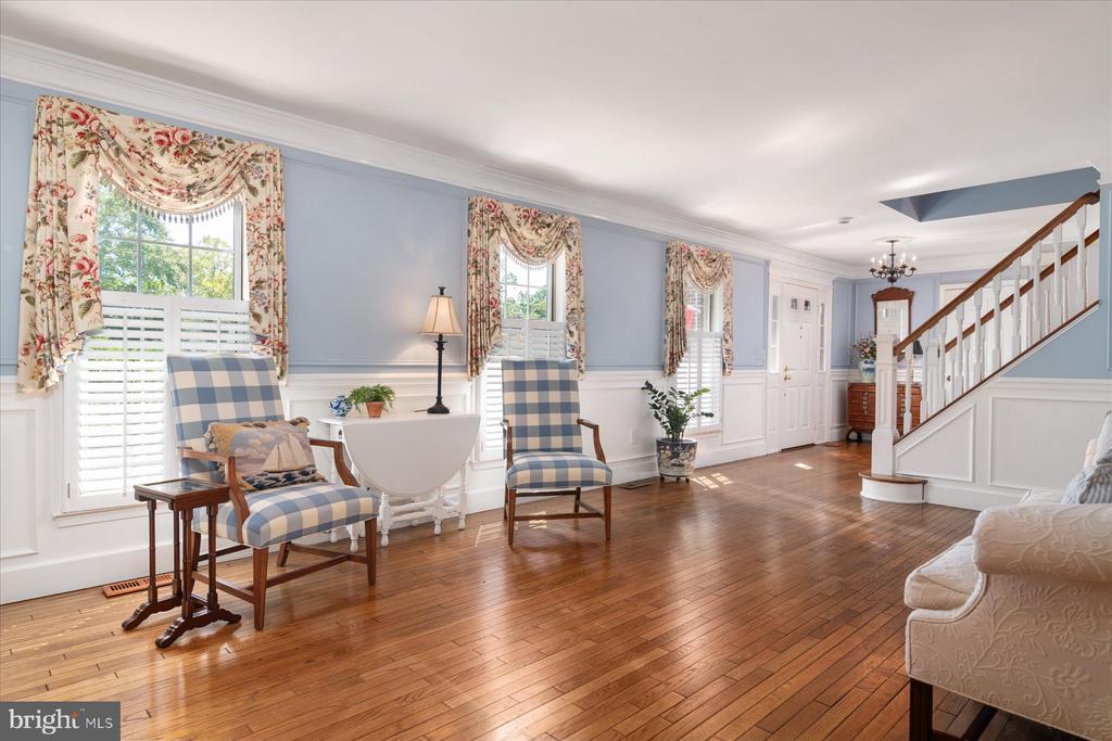 252 BAYSHIRE COURT