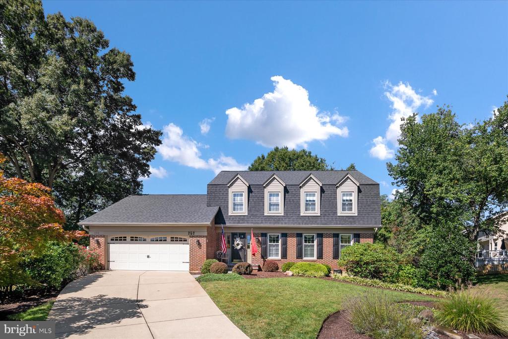 252 BAYSHIRE COURT