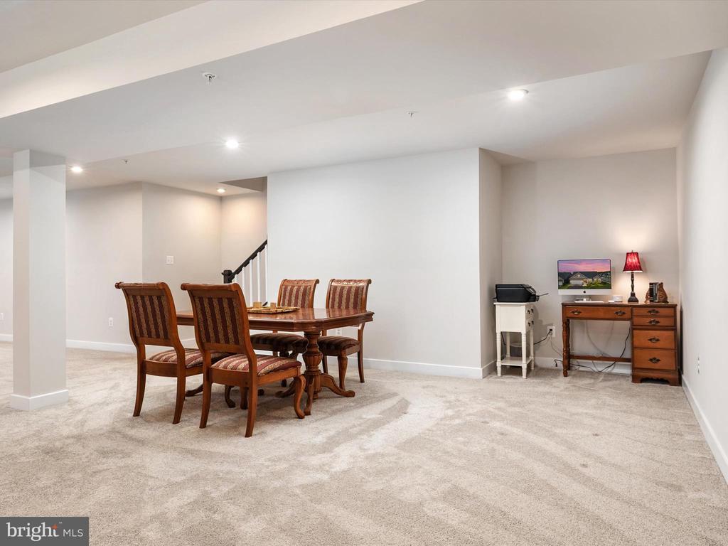 3134 MEANDER BEND