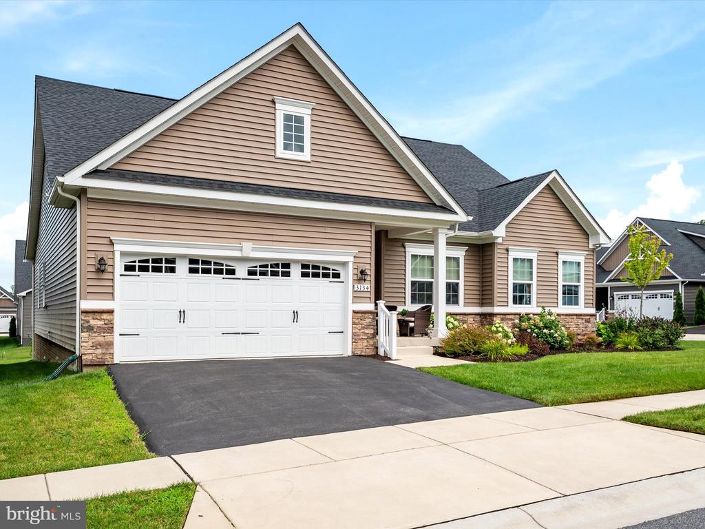 3134 MEANDER BEND