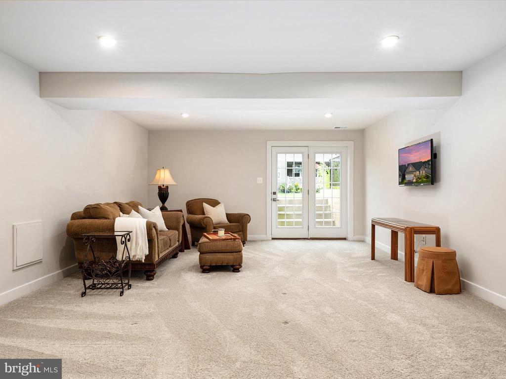 3134 MEANDER BEND