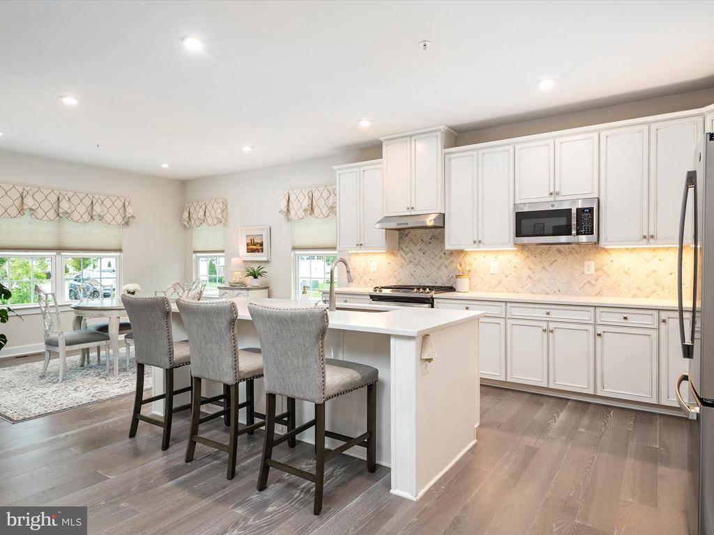 3134 MEANDER BEND