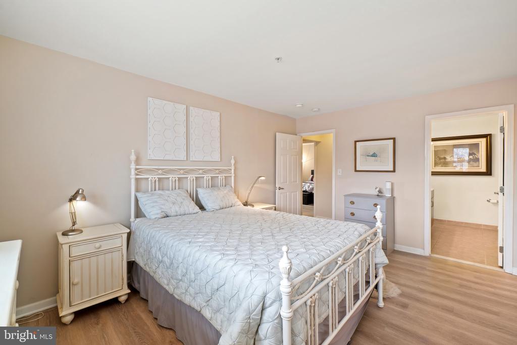 1113 PRIMROSE COURT Unit: 302