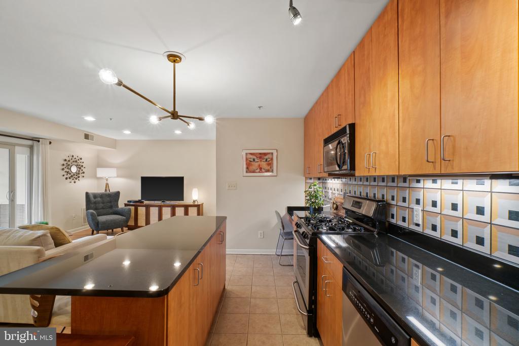 1113 PRIMROSE COURT Unit: 302