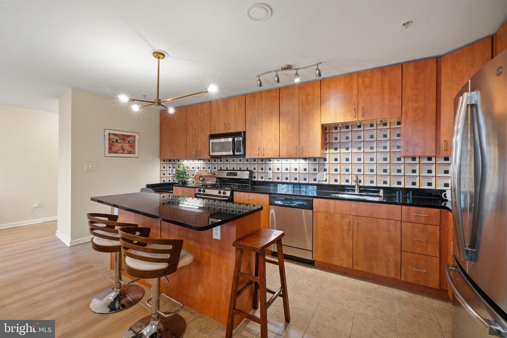 1113 PRIMROSE COURT Unit: 302
