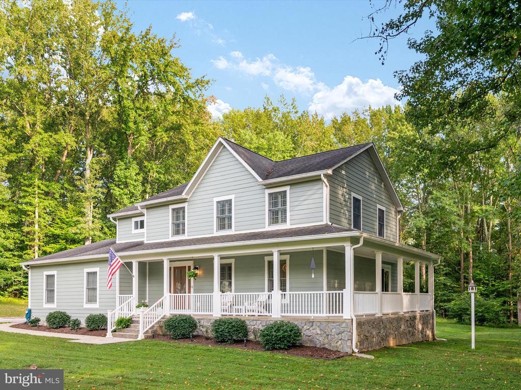 6439 MEADOWLARK DRIVE