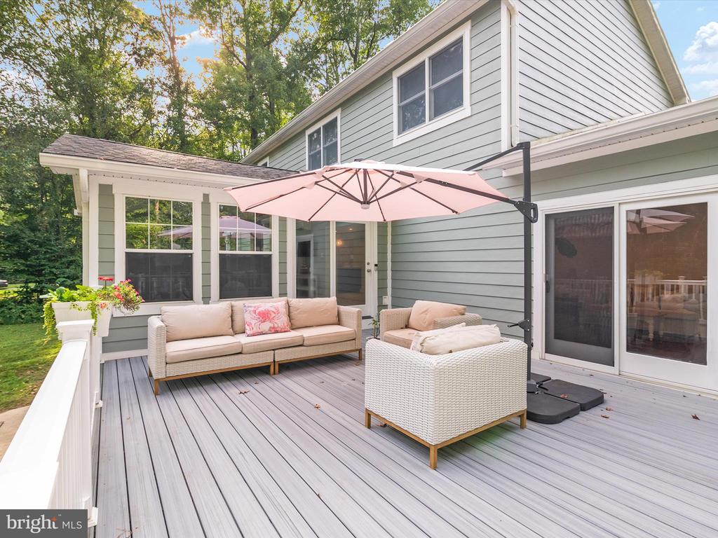 6439 MEADOWLARK DRIVE