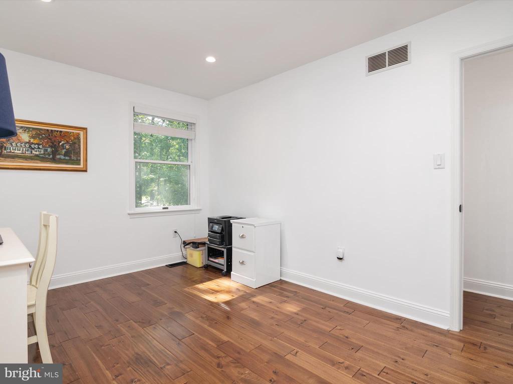 6439 MEADOWLARK DRIVE