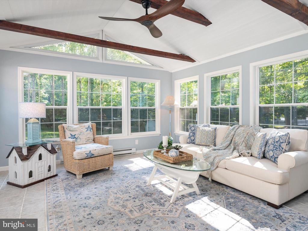 6439 MEADOWLARK DRIVE