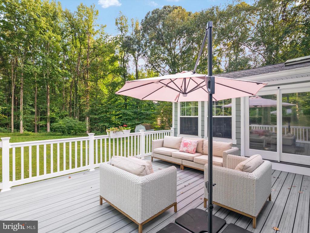 6439 MEADOWLARK DRIVE