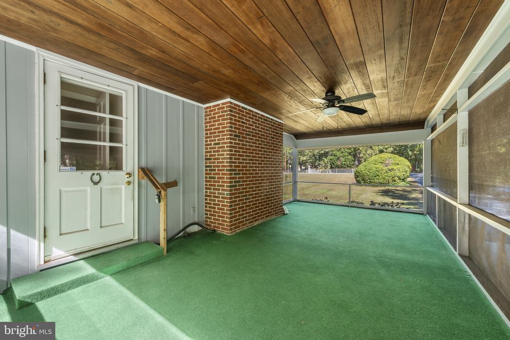213 CYPRESS CREEK ROAD
