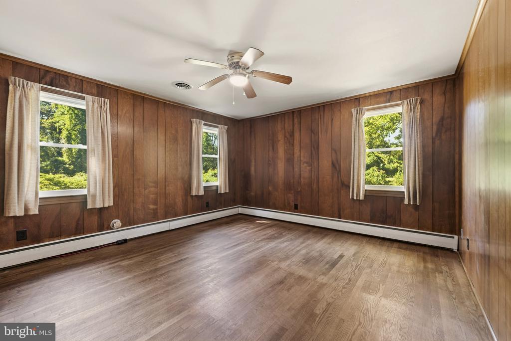 213 CYPRESS CREEK ROAD