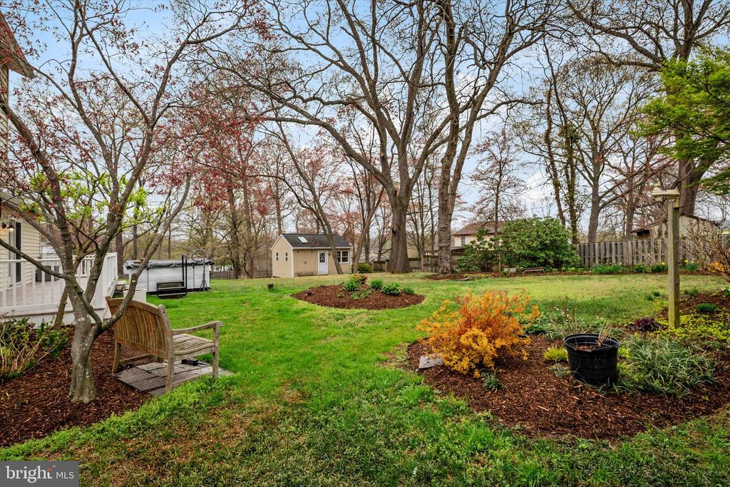 206 ARMSTRONG LANE
