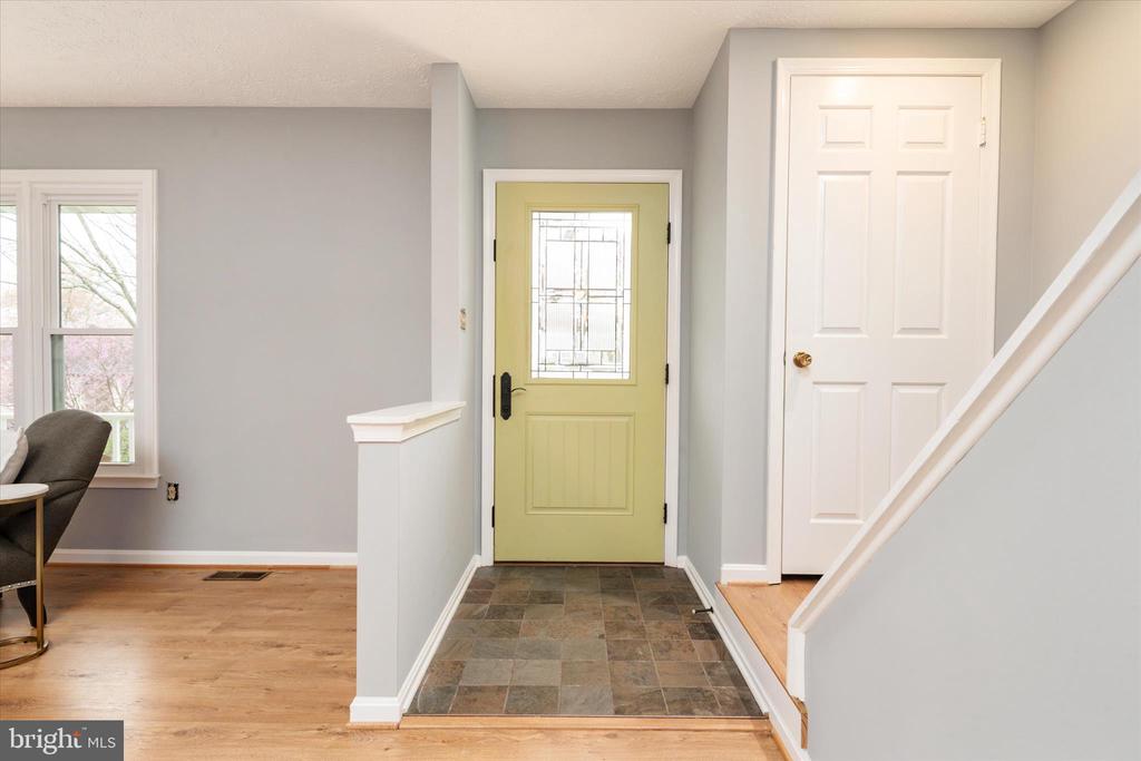 206 ARMSTRONG LANE