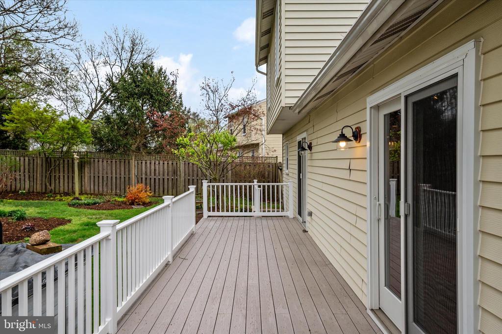 206 ARMSTRONG LANE