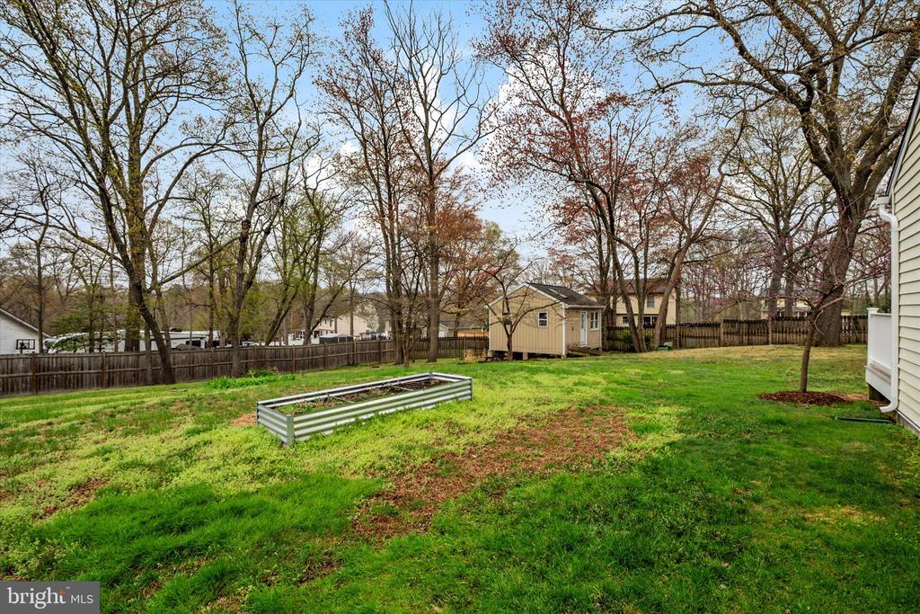 206 ARMSTRONG LANE
