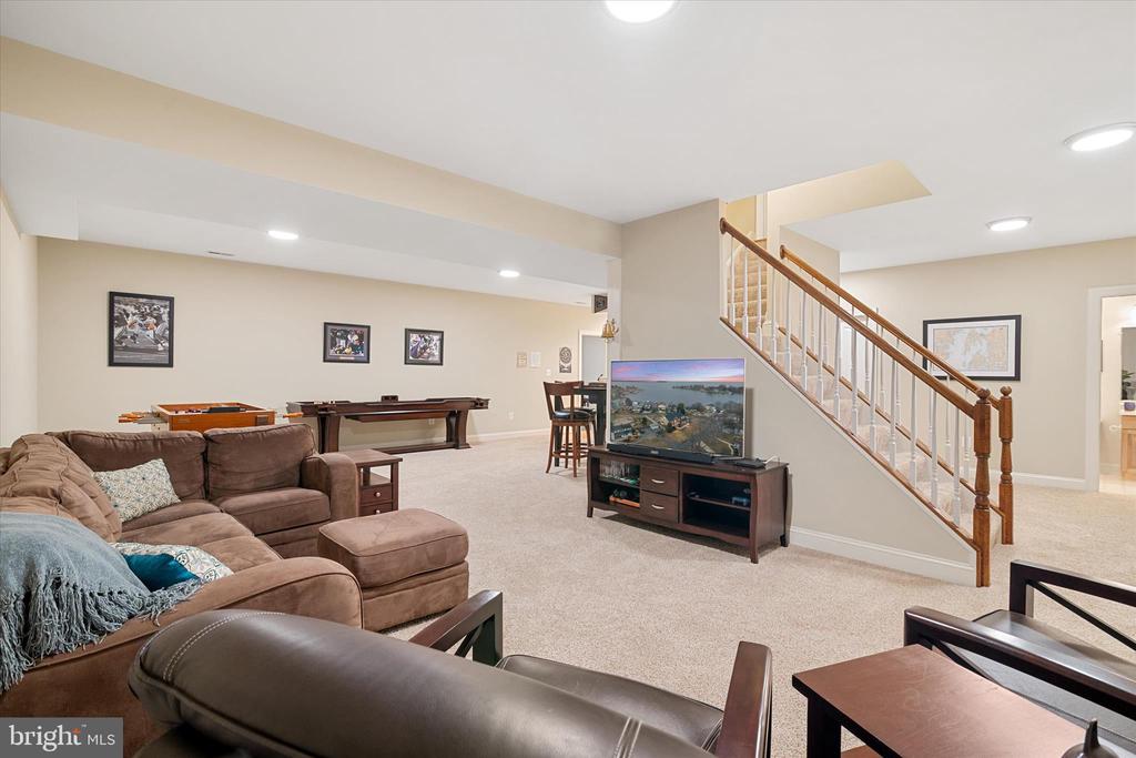 3744 PARKE DRIVE