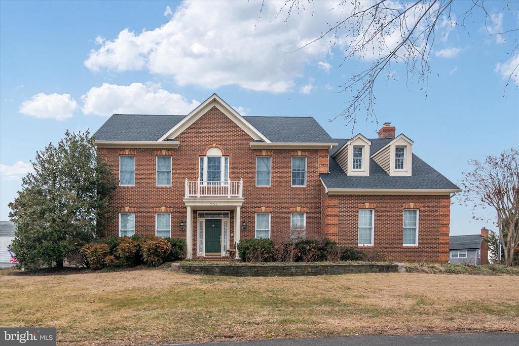 3744 PARKE DRIVE