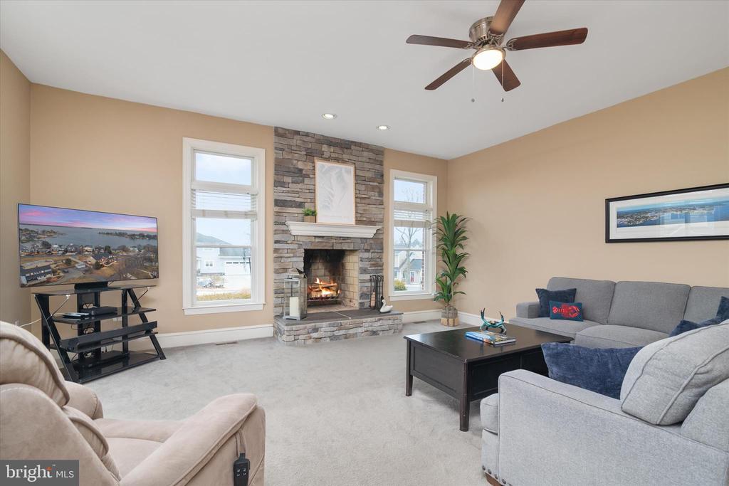3744 PARKE DRIVE