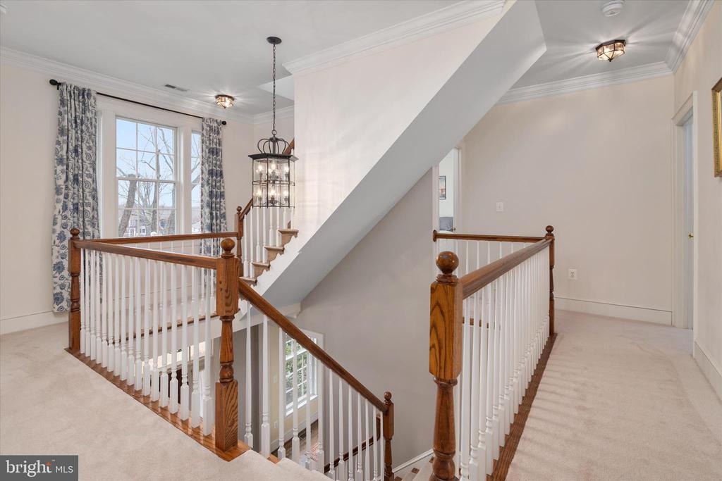 3744 PARKE DRIVE
