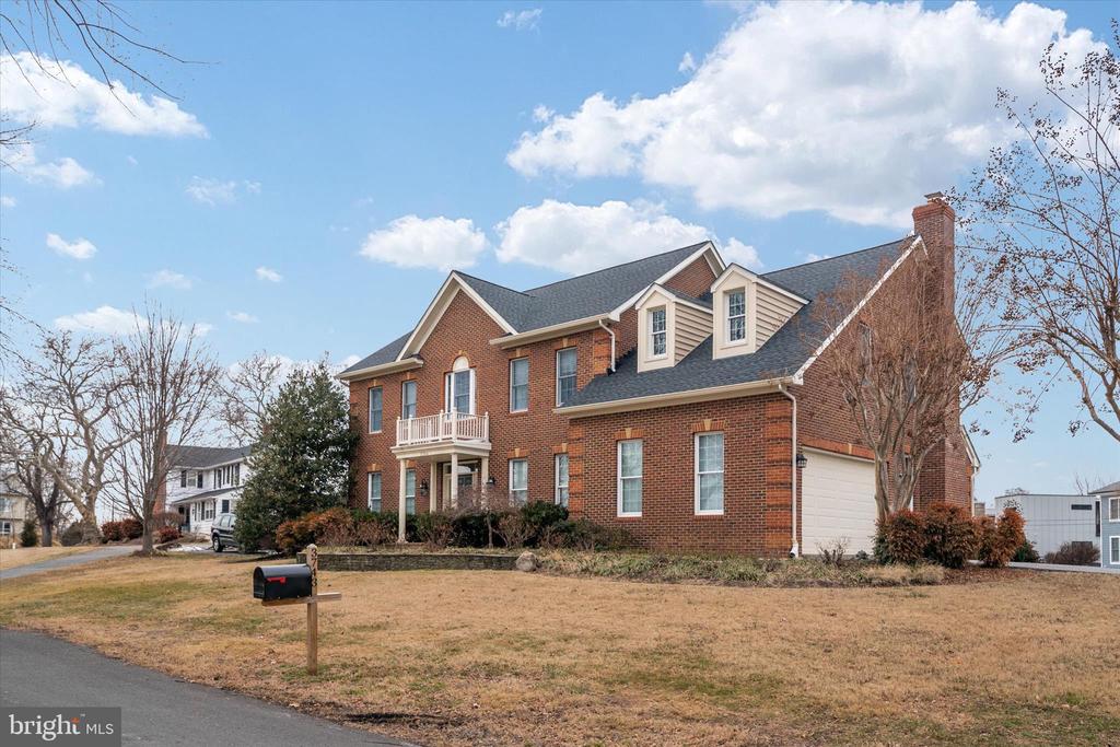 3744 PARKE DRIVE