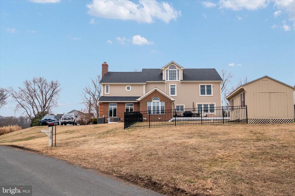 3744 PARKE DRIVE