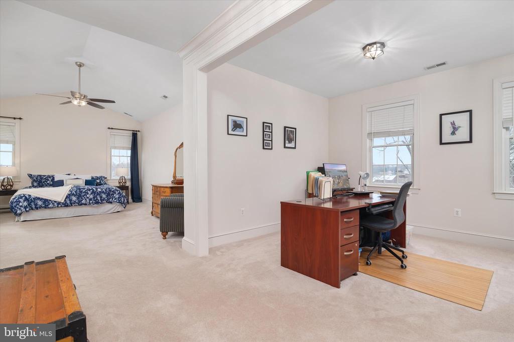 3744 PARKE DRIVE
