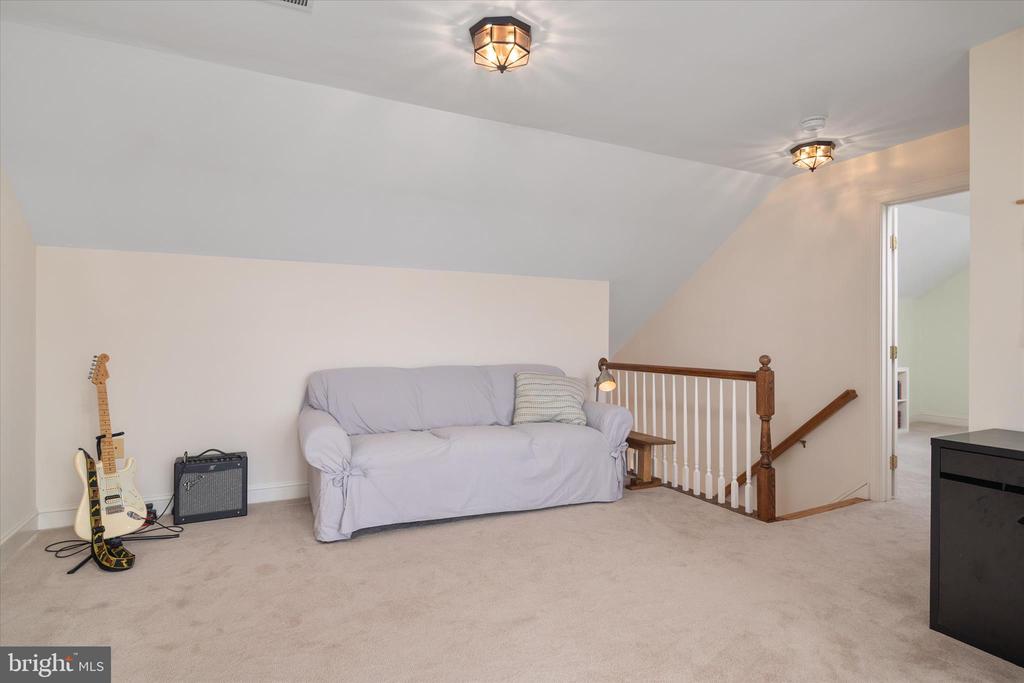 3744 PARKE DRIVE