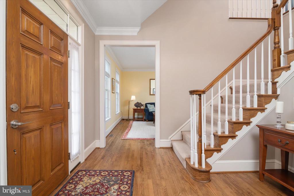 3744 PARKE DRIVE
