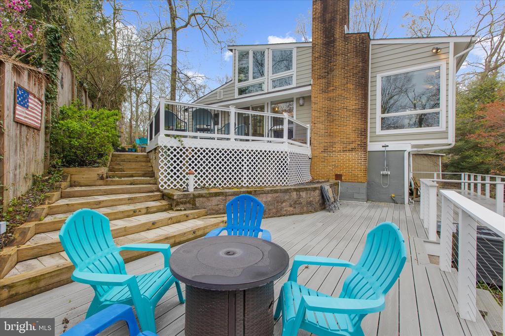 2642 QUEEN ANNE CIRCLE