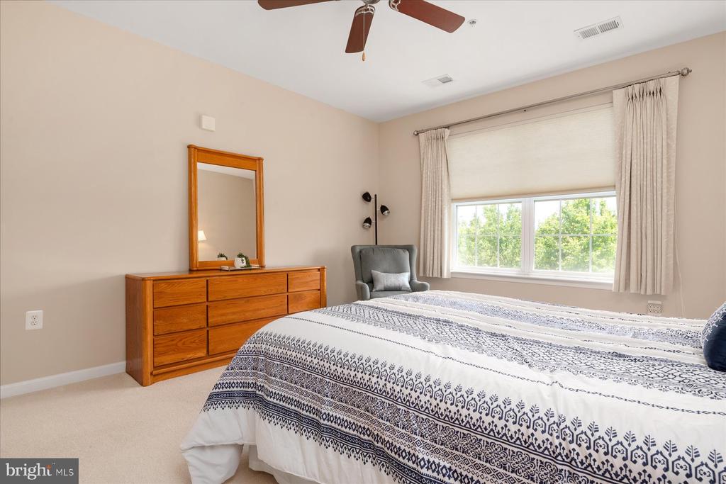 1412 WIGEON WAY Unit: 301