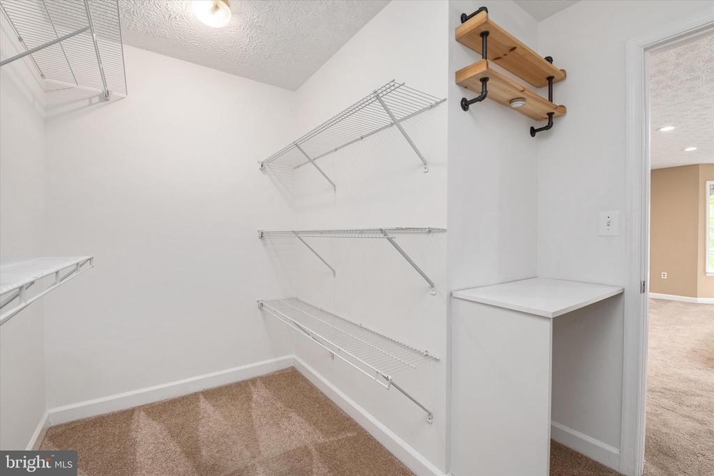 617 ADMIRAL DRIVE Unit: 403