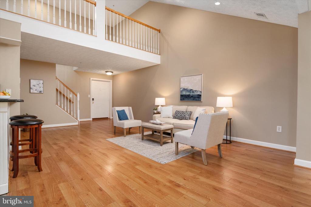 617 ADMIRAL DRIVE Unit: 403