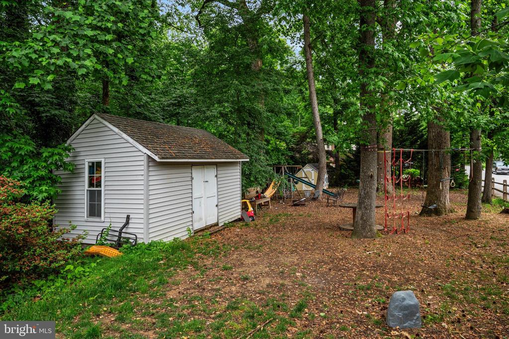 934 N FOREST TRAIL